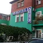 酒店 卡杜库酒店 Shkodër