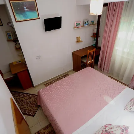 Kaduku Hotel 3*