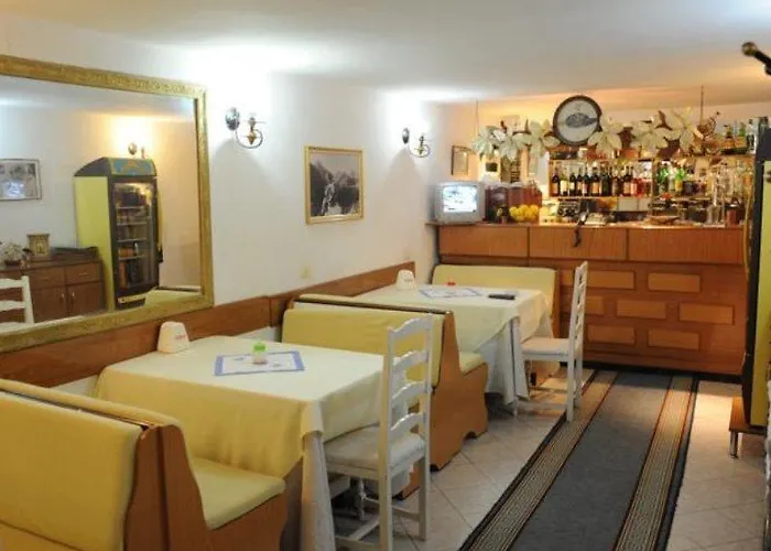 卡杜库酒店 Shkodër