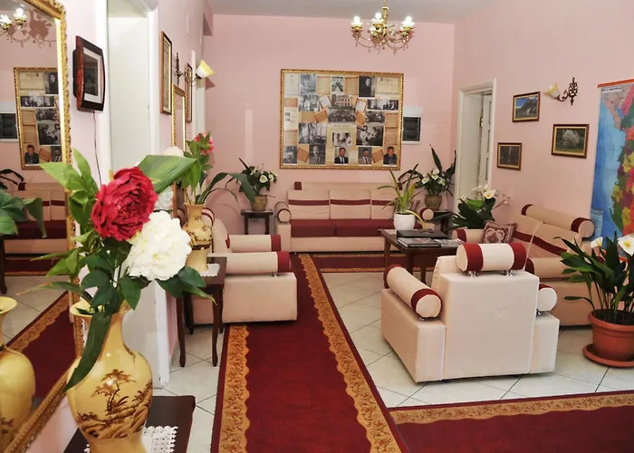 卡杜库酒店 Shkodër