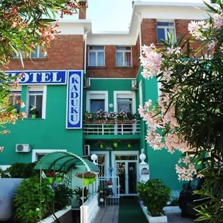 Kaduku Hotel 3*