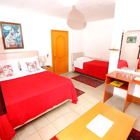 Kaduku Hotel 3*