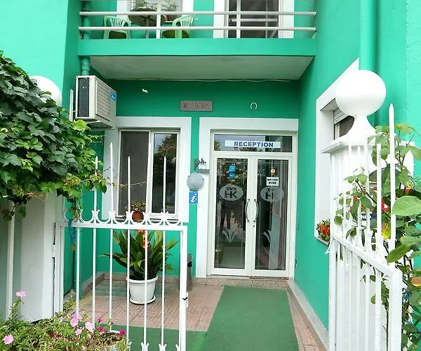 Kaduku Hotel